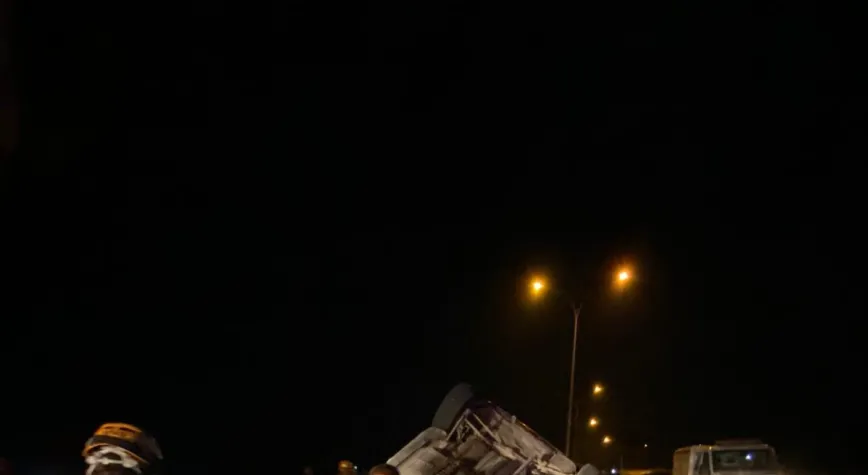 Afyonkarahisar'da Feci Kaza: Otomobil Köprü Demirlerine Çarptı, 1 Ölü, 3 Yaralı!