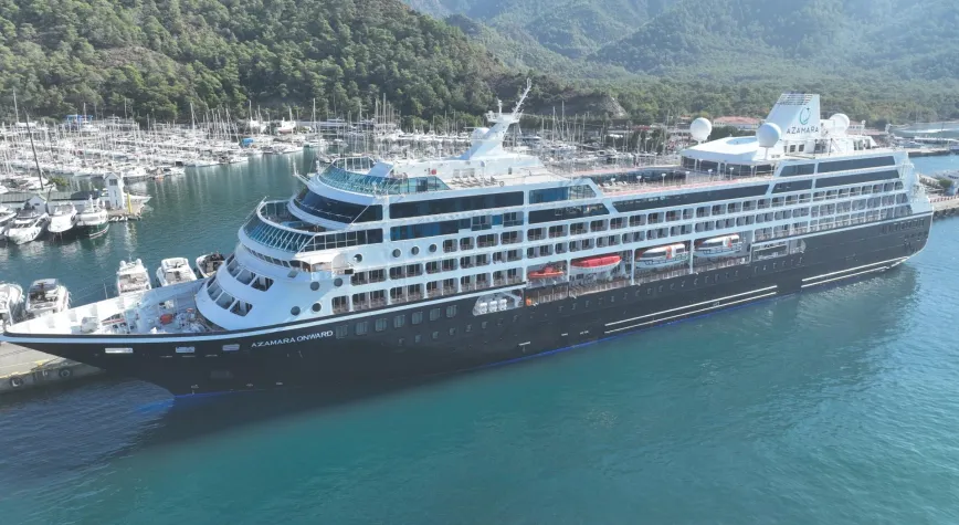 Azamara Onward Marmaris'te: 650 Turistle Turizm Canlandı!