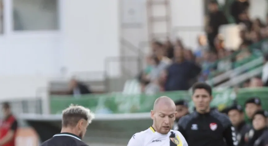 Bodrum FK İstanbulspor'u Farklı Yendi! Liderlik Koltuğu Geri Alındı