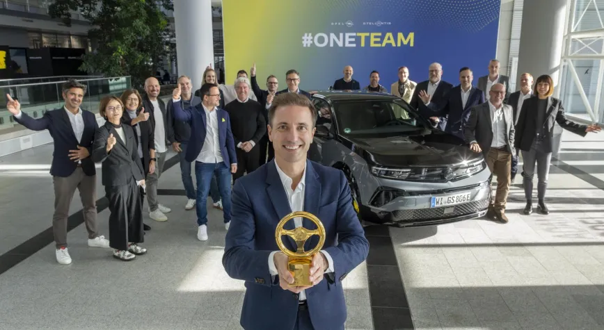 Elektrikli Opel Mokka GSE'den Tarihi Başarı: 