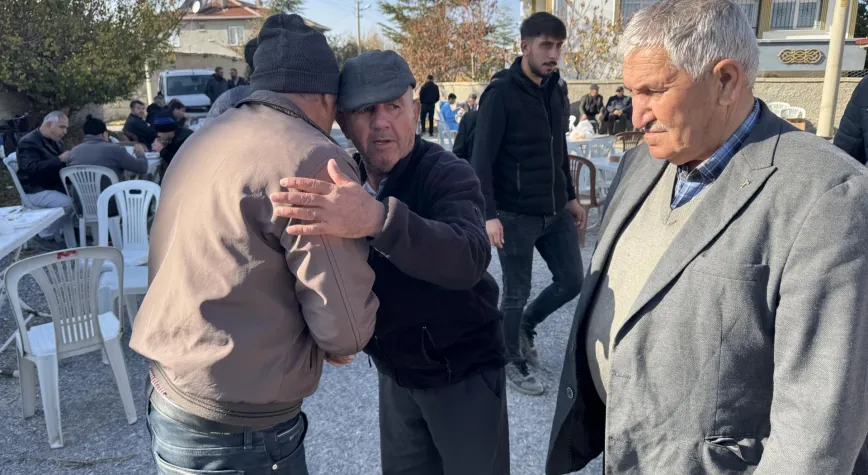 Fatih'te Zehirlenme Faciası: Anne ve İki Çocuğunun Hayalleri Yarım Kaldı!