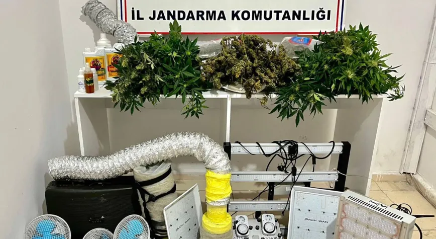 Manisa'da Ev Serasında Şok Uyuşturucu Üretimi! 2 Şüpheli Yakalandı