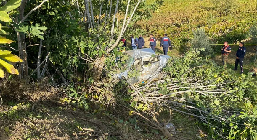 Manisa'da Feci Kaza: Otomobil Devrildi, Sürücü Yasin Çetin Hayatını Kaybetti!