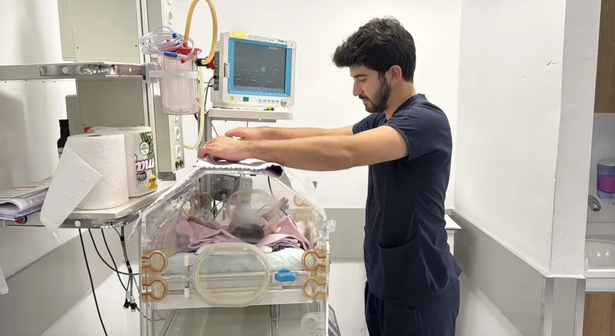 Mucize Bebek Hazal Yaşam Savaşını Kazandı: Beyin Kanamasını Yendi, Hastaneden Taburcu Oluyor!